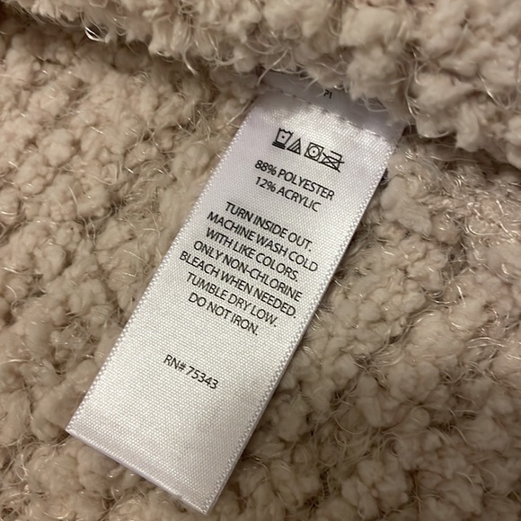 Rachel Zoe Sleeveless Cardigan with Hoodie - Picture 14 of 14